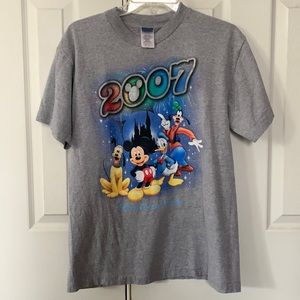 Vintage Disney tshirt; 1970 Disney Dreams Florida; size Medium; $10